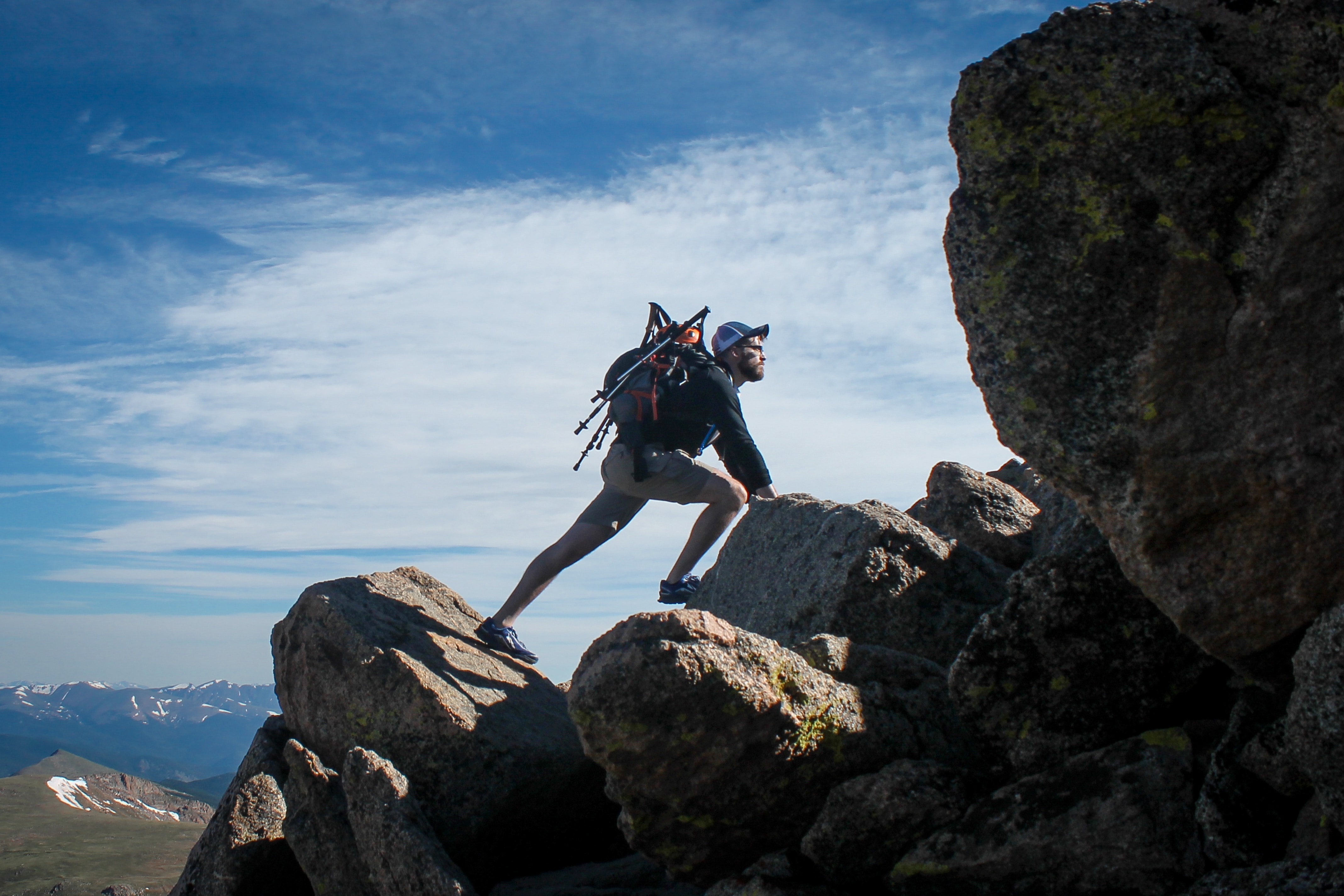 Persistent. Climbing man. Усердие человека. Фото забрался на вершину юмор. Climb три формы.